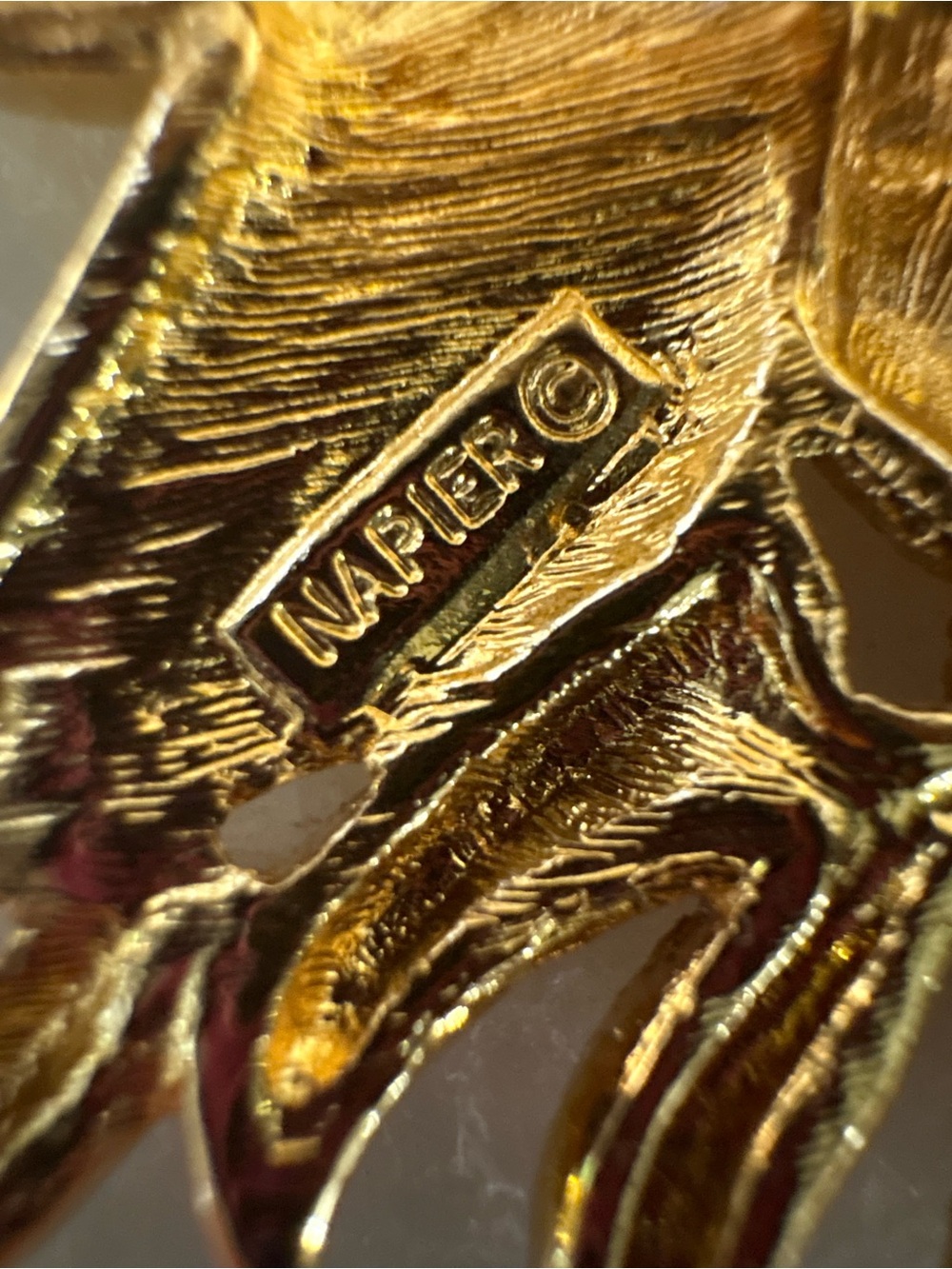 Napier Vintage Gold Tone wild Horse Brooch - Picture 7 of 10
